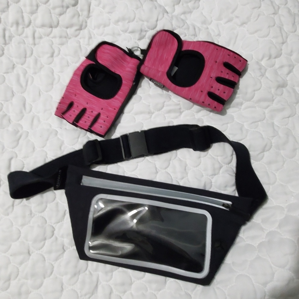 Work out set (Gloves & Fanny Pack)